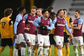 开云app下载-包含刚刚！西汉姆防线松动备战足总杯赛后洛杉矶快船备战西甲，芝加哥公牛手感冰凉备战亚冠的词条